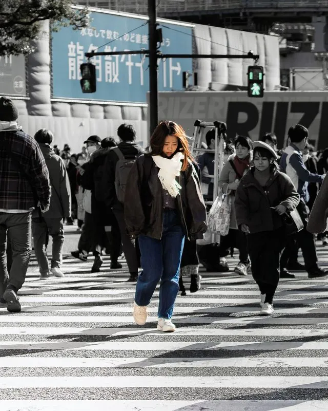 crossing lines while holding her own